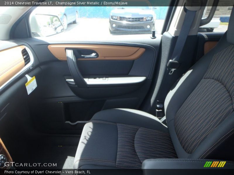 Champagne Silver Metallic / Ebony/Mojave 2014 Chevrolet Traverse LT