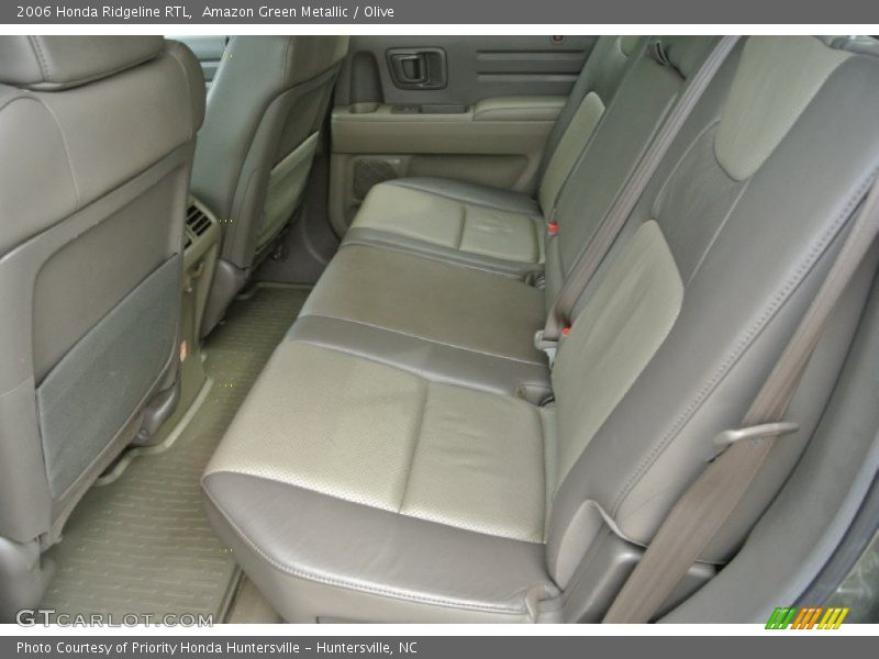 Rear Seat of 2006 Ridgeline RTL