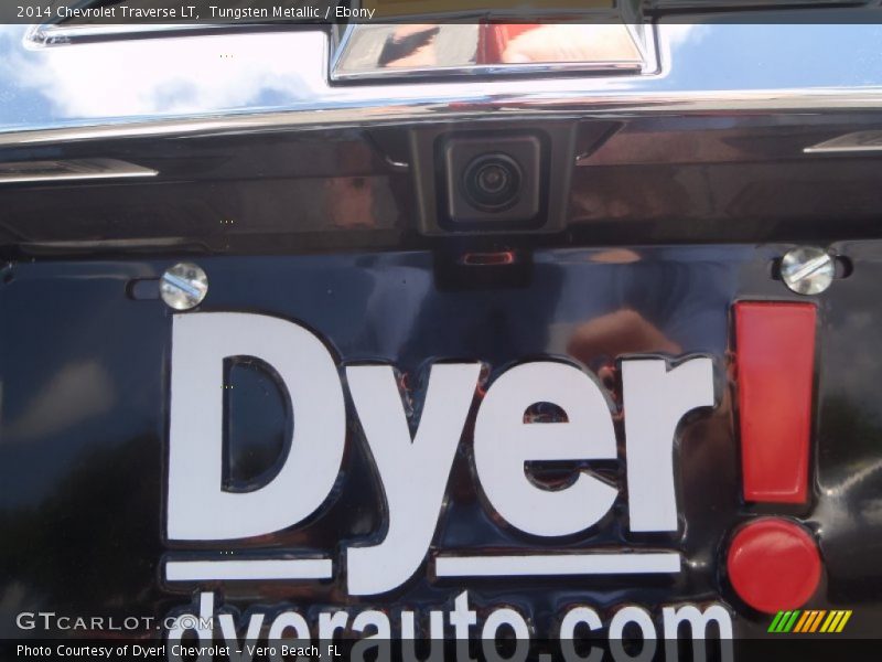 Tungsten Metallic / Ebony 2014 Chevrolet Traverse LT