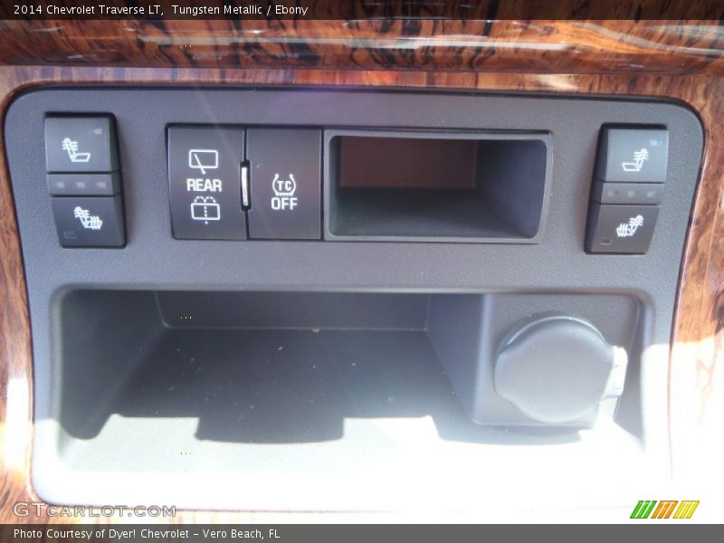 Tungsten Metallic / Ebony 2014 Chevrolet Traverse LT