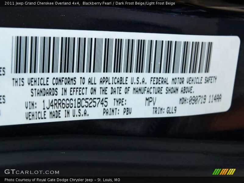 Blackberry Pearl / Dark Frost Beige/Light Frost Beige 2011 Jeep Grand Cherokee Overland 4x4