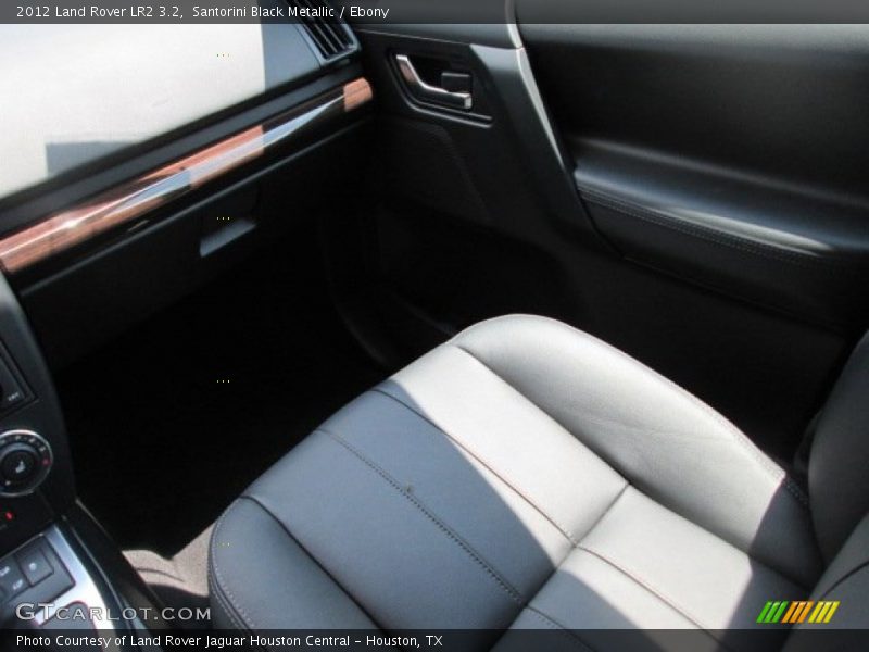 Santorini Black Metallic / Ebony 2012 Land Rover LR2 3.2