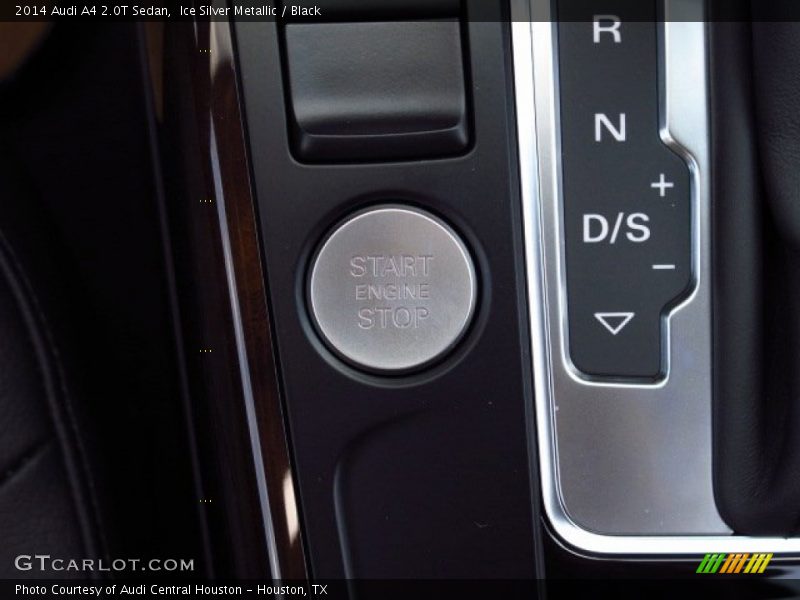 Controls of 2014 A4 2.0T Sedan