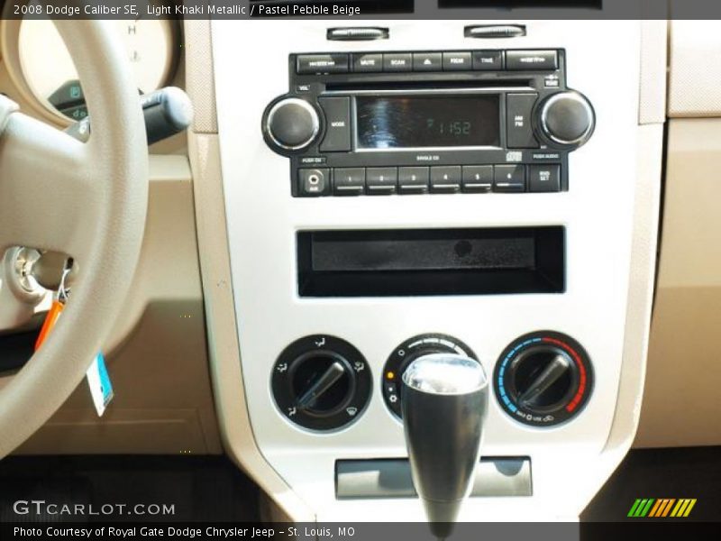 Light Khaki Metallic / Pastel Pebble Beige 2008 Dodge Caliber SE