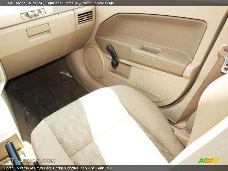 Light Khaki Metallic / Pastel Pebble Beige 2008 Dodge Caliber SE