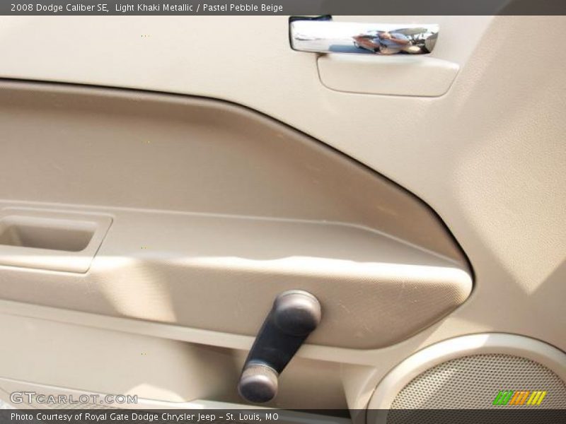 Light Khaki Metallic / Pastel Pebble Beige 2008 Dodge Caliber SE