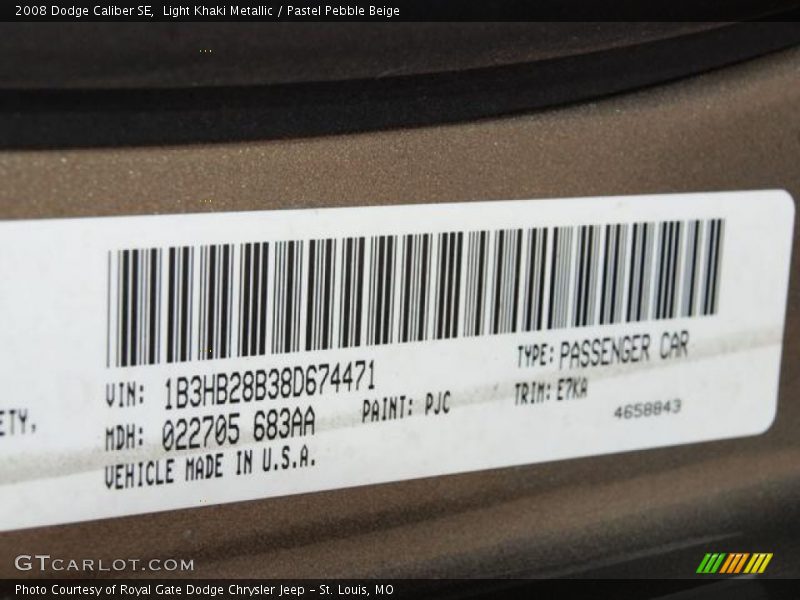 Light Khaki Metallic / Pastel Pebble Beige 2008 Dodge Caliber SE