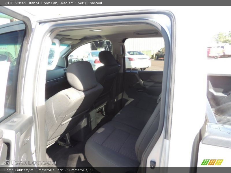 Radiant Silver / Charcoal 2010 Nissan Titan SE Crew Cab