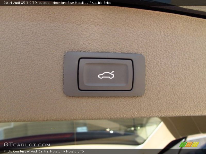 Moonlight Blue Metallic / Pistachio Beige 2014 Audi Q5 3.0 TDI quattro