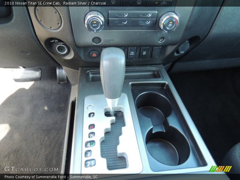 Radiant Silver / Charcoal 2010 Nissan Titan SE Crew Cab
