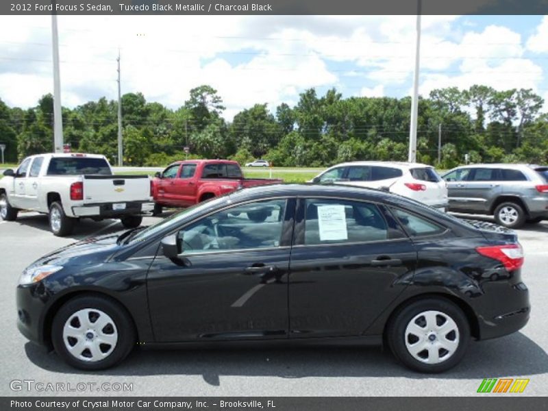 Tuxedo Black Metallic / Charcoal Black 2012 Ford Focus S Sedan