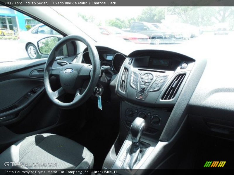 Tuxedo Black Metallic / Charcoal Black 2012 Ford Focus S Sedan