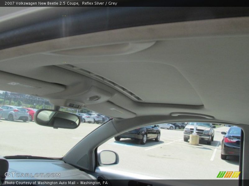 Reflex Silver / Grey 2007 Volkswagen New Beetle 2.5 Coupe