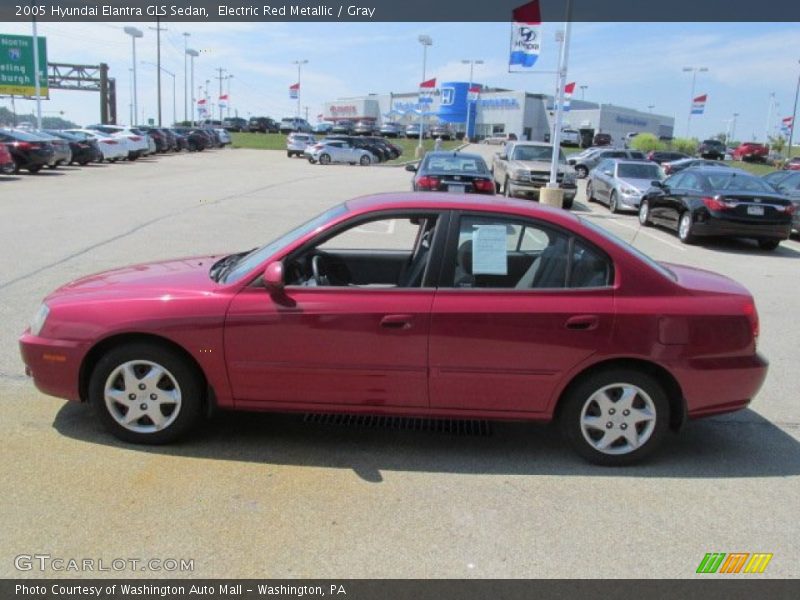 Electric Red Metallic / Gray 2005 Hyundai Elantra GLS Sedan