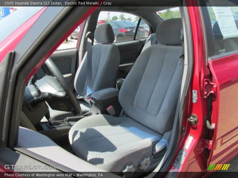 Electric Red Metallic / Gray 2005 Hyundai Elantra GLS Sedan