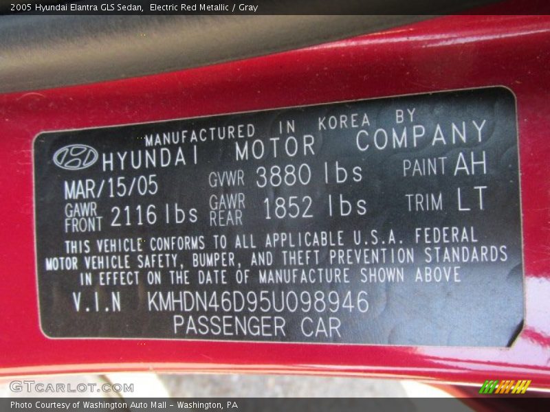 Electric Red Metallic / Gray 2005 Hyundai Elantra GLS Sedan