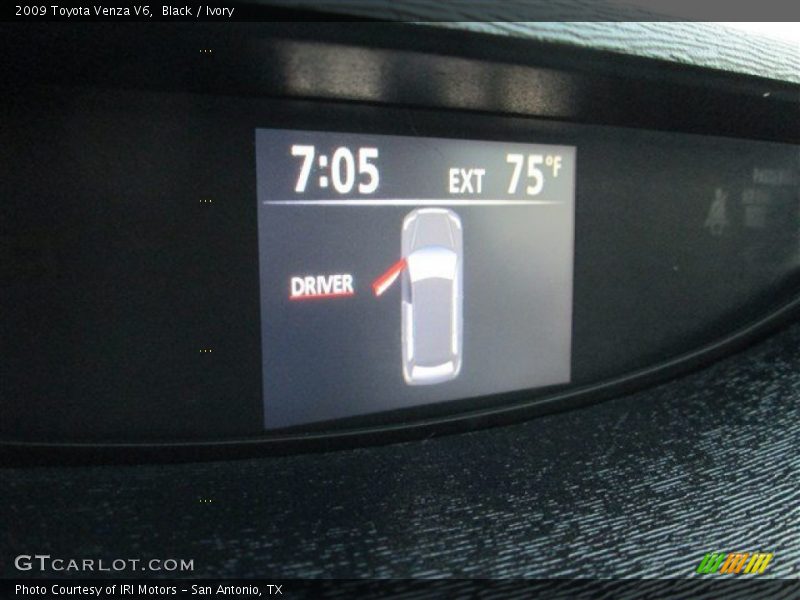 Black / Ivory 2009 Toyota Venza V6