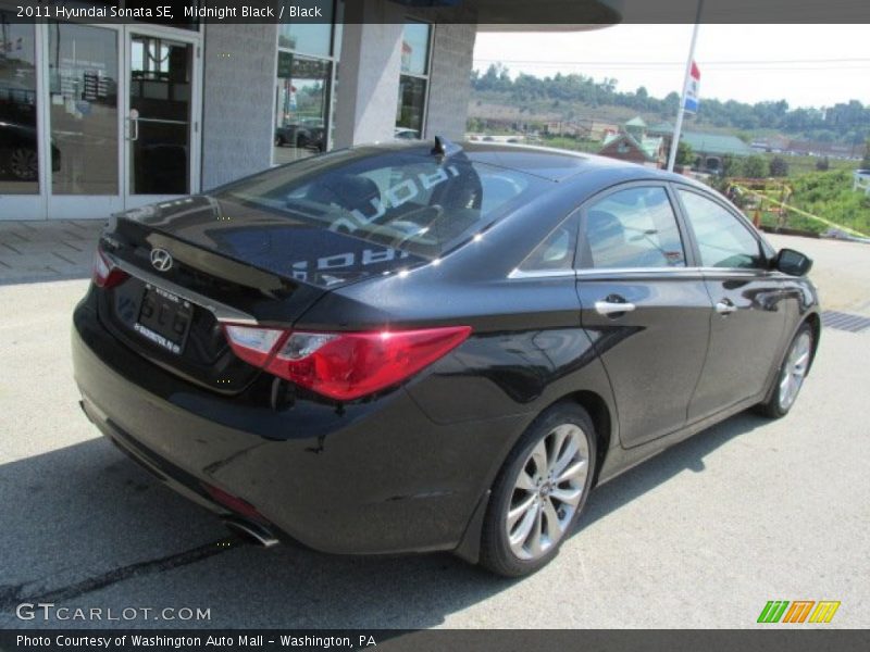 Midnight Black / Black 2011 Hyundai Sonata SE