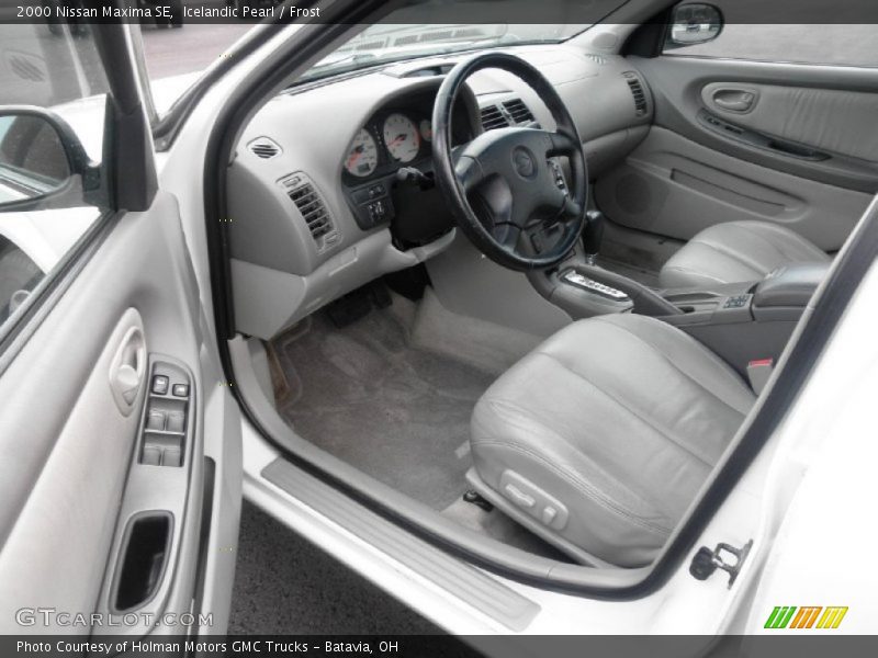 Icelandic Pearl / Frost 2000 Nissan Maxima SE