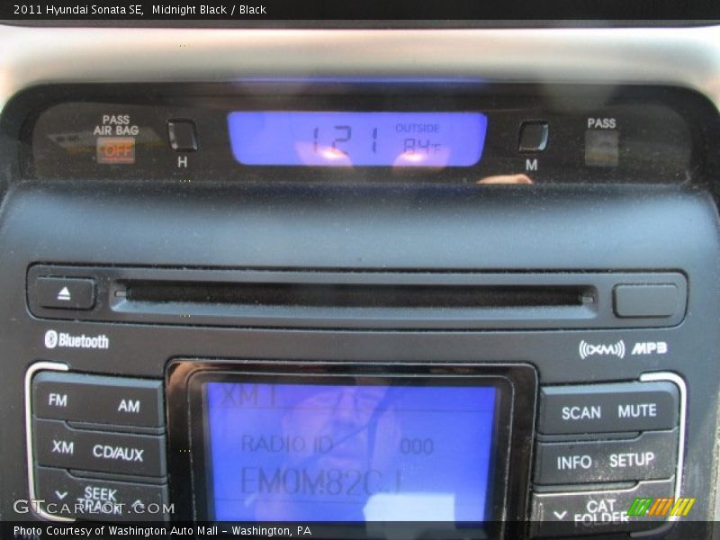 Midnight Black / Black 2011 Hyundai Sonata SE