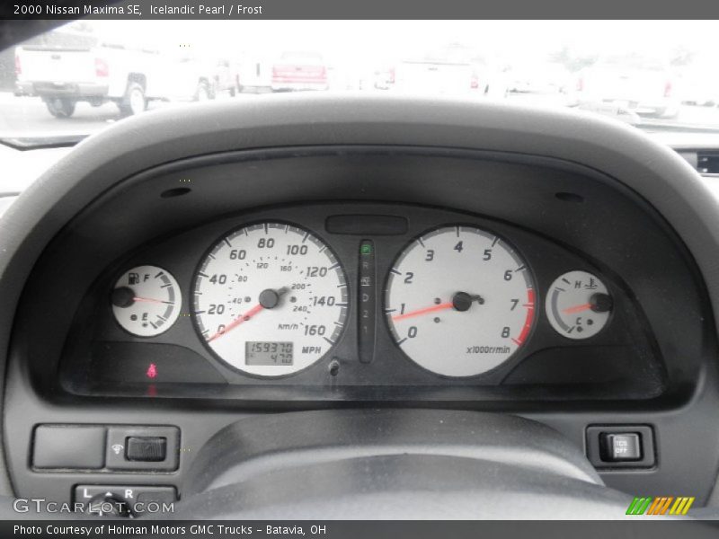Icelandic Pearl / Frost 2000 Nissan Maxima SE