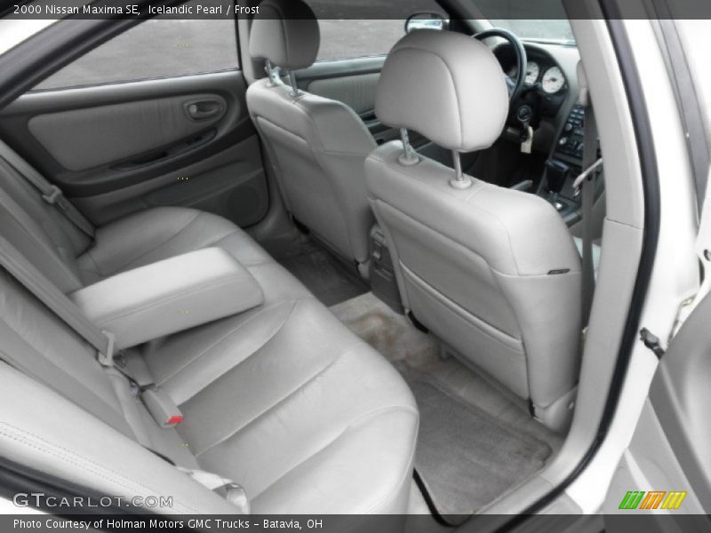 Icelandic Pearl / Frost 2000 Nissan Maxima SE