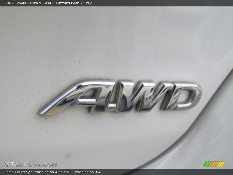 Blizzard Pearl / Gray 2009 Toyota Venza V6 AWD