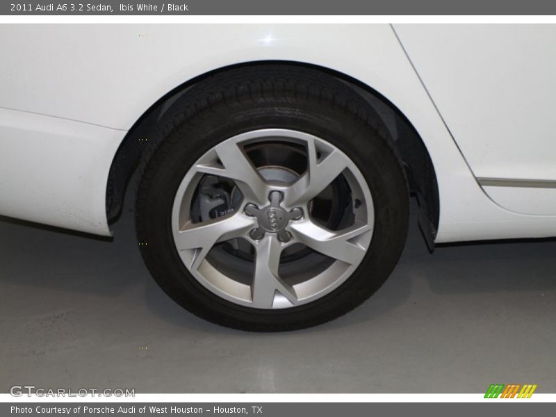 Ibis White / Black 2011 Audi A6 3.2 Sedan