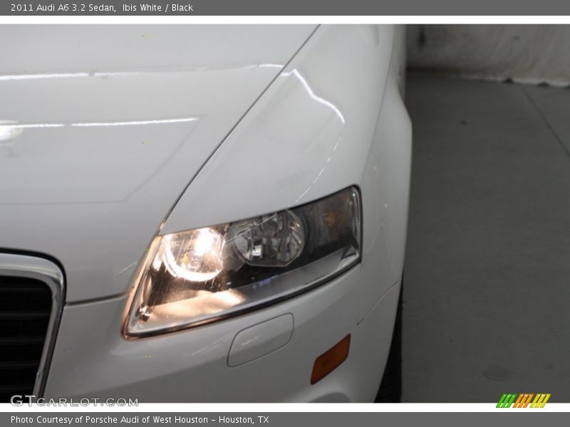 Ibis White / Black 2011 Audi A6 3.2 Sedan