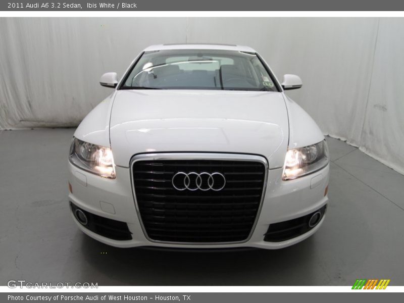 Ibis White / Black 2011 Audi A6 3.2 Sedan