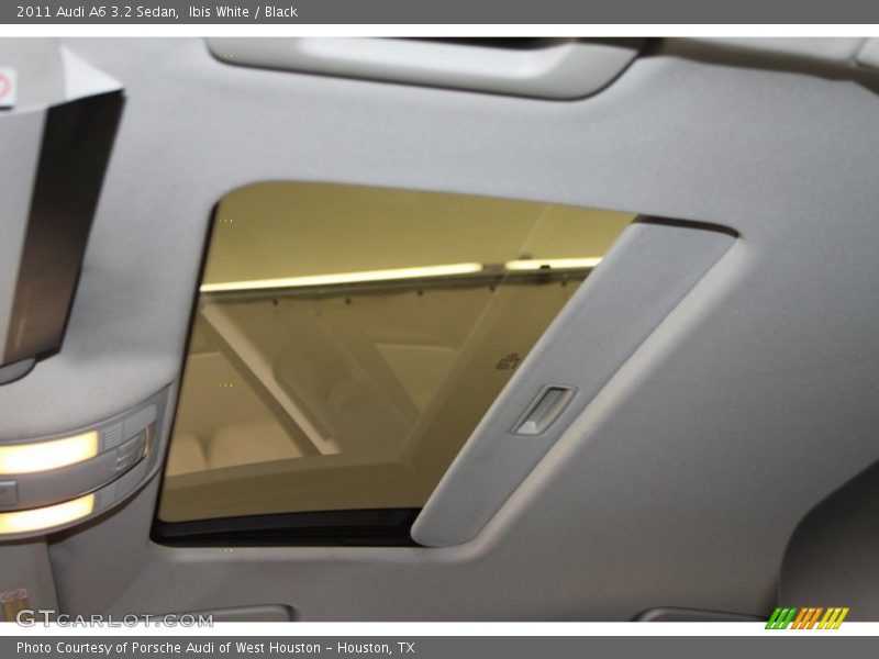 Ibis White / Black 2011 Audi A6 3.2 Sedan