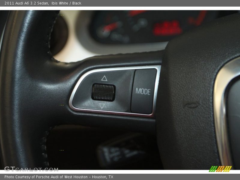 Ibis White / Black 2011 Audi A6 3.2 Sedan