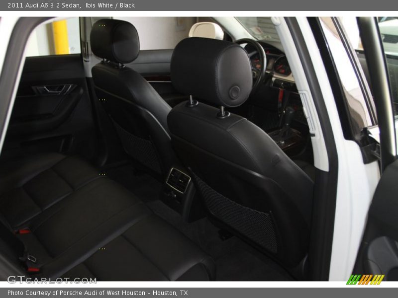 Ibis White / Black 2011 Audi A6 3.2 Sedan