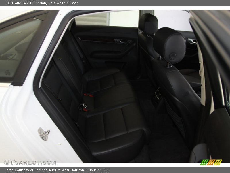 Ibis White / Black 2011 Audi A6 3.2 Sedan