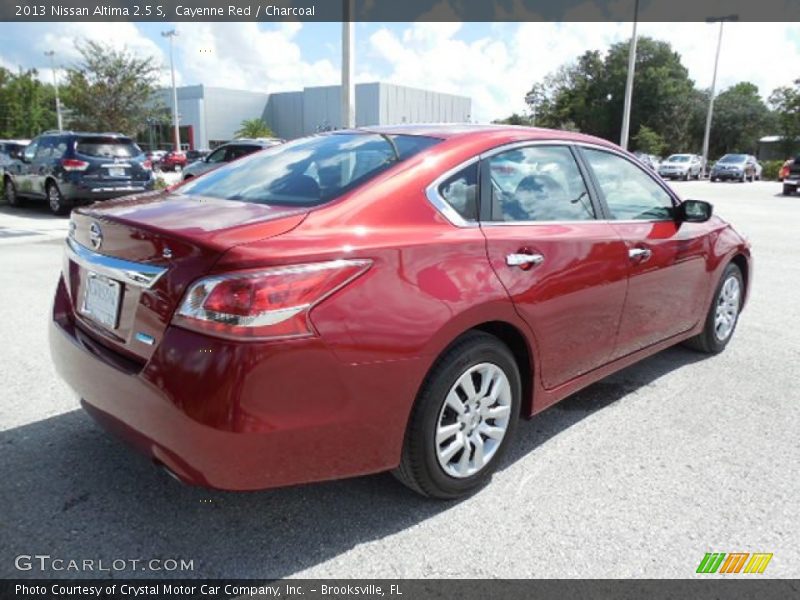 Cayenne Red / Charcoal 2013 Nissan Altima 2.5 S