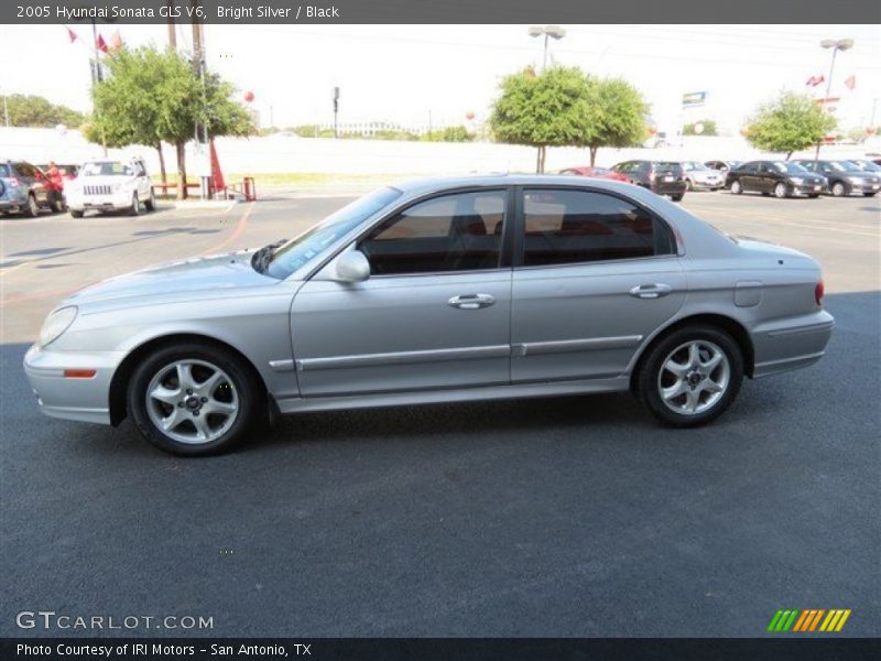 Bright Silver / Black 2005 Hyundai Sonata GLS V6