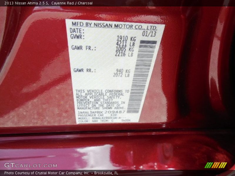 Cayenne Red / Charcoal 2013 Nissan Altima 2.5 S