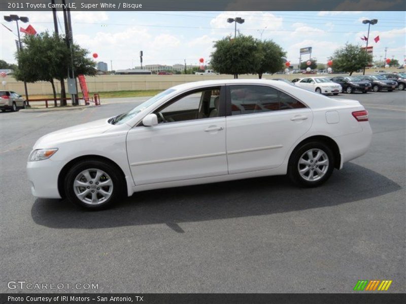 Super White / Bisque 2011 Toyota Camry LE