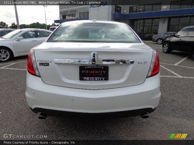 White Platinum Metallic Tri-Coat / Cashmere 2011 Lincoln MKS FWD