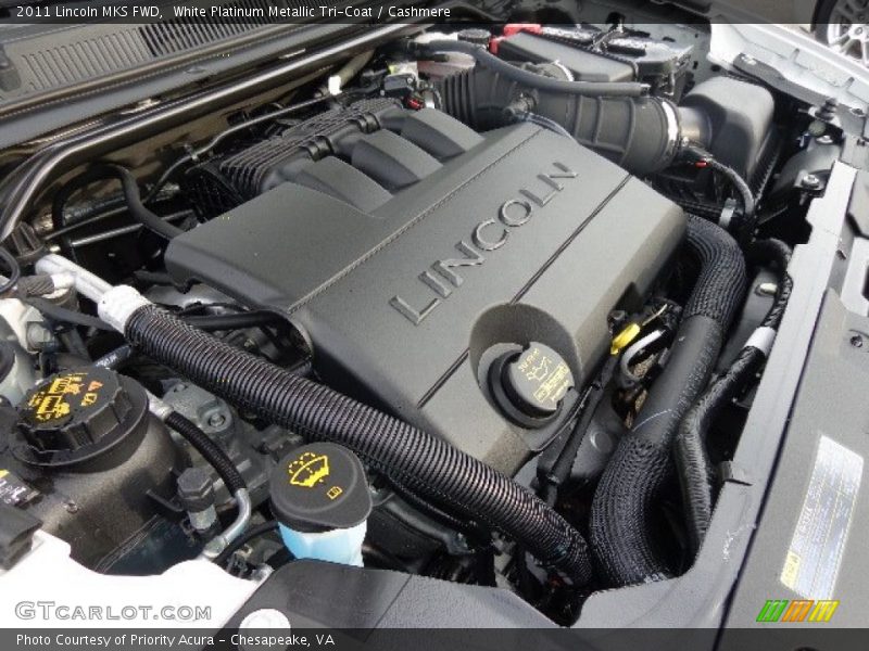 White Platinum Metallic Tri-Coat / Cashmere 2011 Lincoln MKS FWD