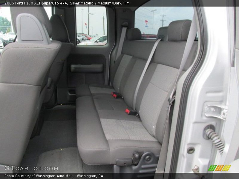 Silver Metallic / Medium/Dark Flint 2006 Ford F150 XLT SuperCab 4x4