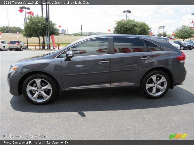 Magnetic Gray Metallic / Light Gray 2013 Toyota Venza XLE