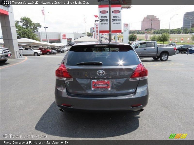 Magnetic Gray Metallic / Light Gray 2013 Toyota Venza XLE