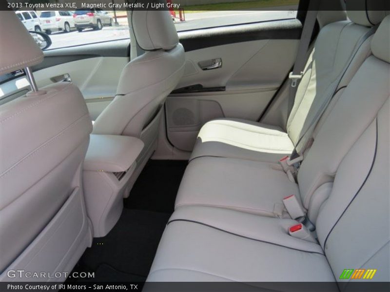 Magnetic Gray Metallic / Light Gray 2013 Toyota Venza XLE