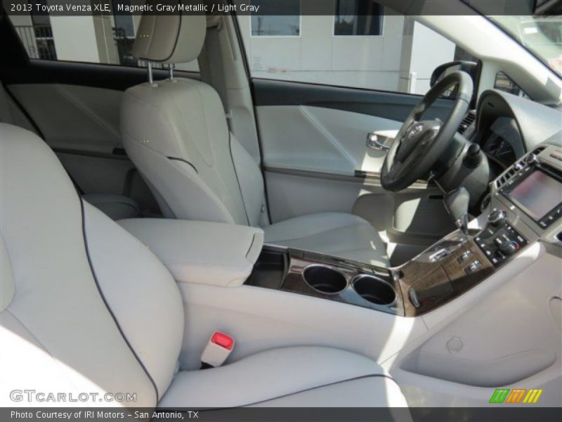 Magnetic Gray Metallic / Light Gray 2013 Toyota Venza XLE