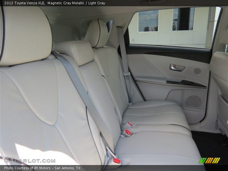 Magnetic Gray Metallic / Light Gray 2013 Toyota Venza XLE