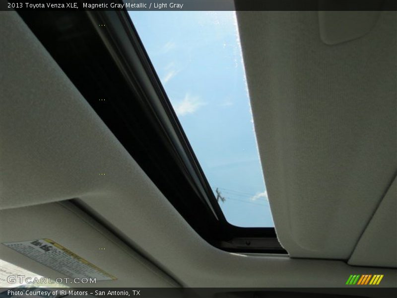 Magnetic Gray Metallic / Light Gray 2013 Toyota Venza XLE