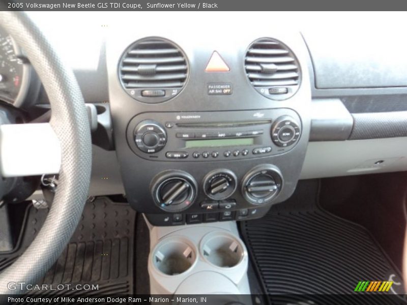 Sunflower Yellow / Black 2005 Volkswagen New Beetle GLS TDI Coupe