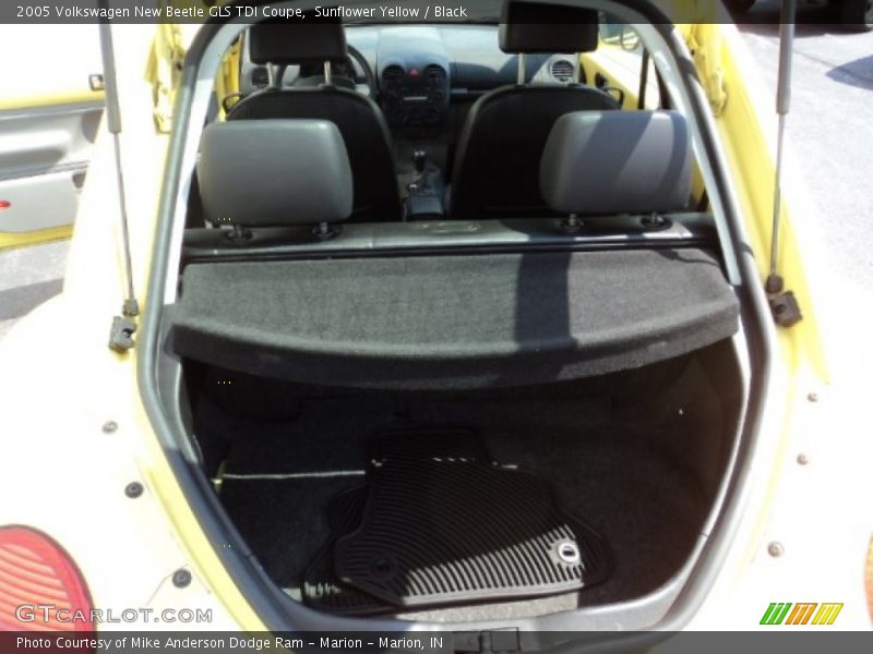 Sunflower Yellow / Black 2005 Volkswagen New Beetle GLS TDI Coupe