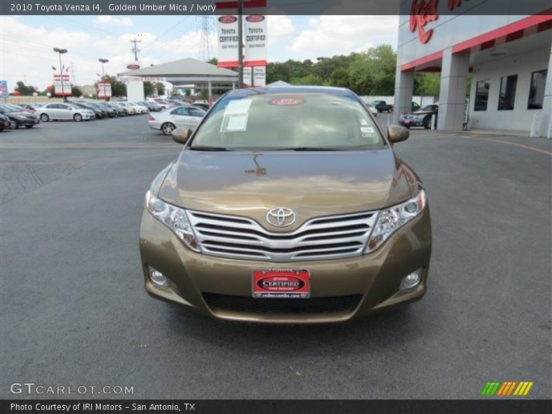 Golden Umber Mica / Ivory 2010 Toyota Venza I4
